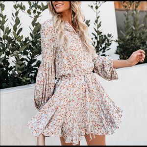 ADJUSTABLE BALLOON SLEEVE DRESS